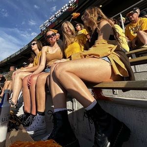 Meet your Posher, Emma